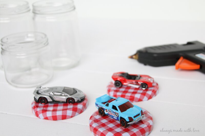 diy-car-storage-jars
