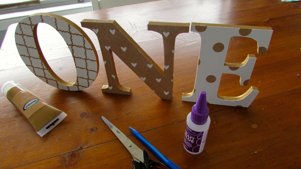 diy-letter-decor